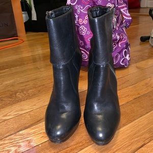 Alisha black leather booties